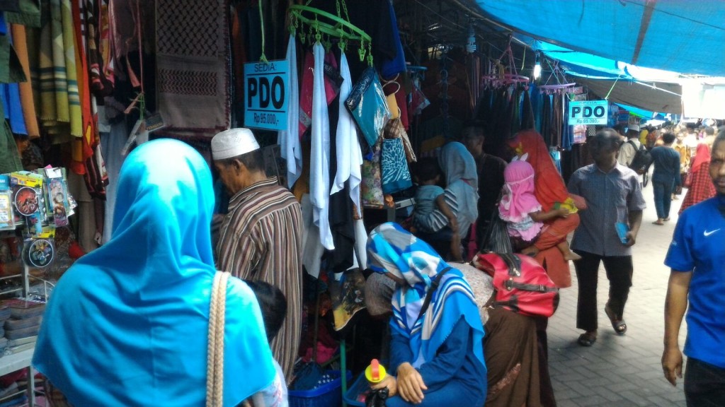 Pedagang di Asrama Syarah Asma’ Allah Al-Husna 3