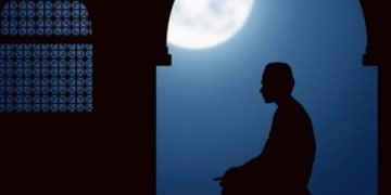 Foto ilustrasi shalat malam (tahajud). Dok: Istimewa.