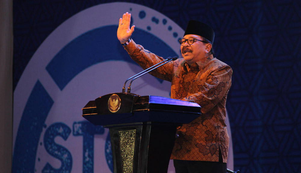 Gubernur Provinsi Jawa Timur Soekarwo.