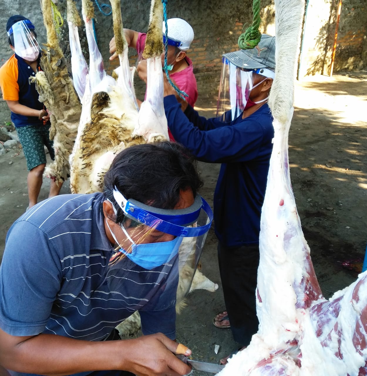 Warga LDII Tetap Patuhi Protokol Kesehatan Saat Berkurban