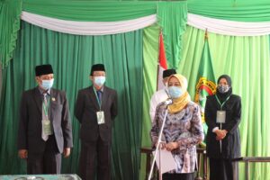Bupati Kediri Sedang Memberikan Sambutan