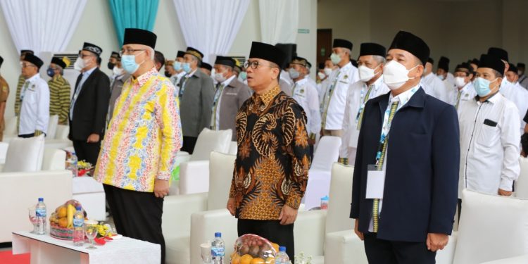 Pembukaan Muswil V/2022 LDII dihadiri anggota DPR RI Yandri Susanto (tengah), 22 Maret 2022. Dok: LINES.