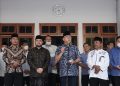Wakil Ketua MPR RI Zulkifli Hasan (tengah) berkunjung ke Ponpes Budi Utomo Solo, 28 Maret 2022. Dok: Kontributor KIM Solo.