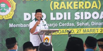 Kepala Bakesbangpol Mustain Baladan beri sambutan pada peserta Rakerda LDII Sidoarjo, 27 Maret 2022. Dok: Kontributor KIM Sidoarjo.