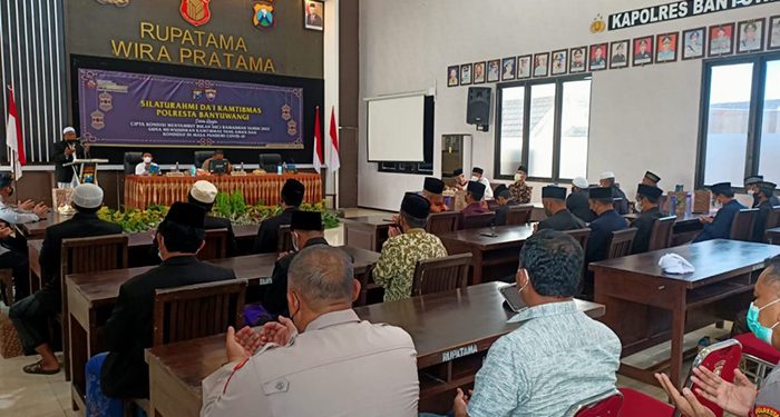Suasana silaturahim Dai Kamtibmas bersama Kapolres Banyuwangi. Dok: Kontributor KIM Banyuwangi.