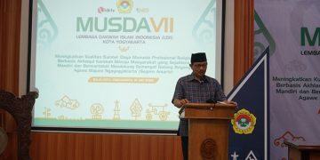 Wakil Wali Kota Yogyakarta Heroe Poerwadi di Musda VII LDII, mengajak masyarakat bergotong-royong majukan kota, 16 Mei 2022. Dok: Kontributor KIM Yogyakarta.