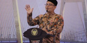 Dekan Fakultas Syariah UIN KH Achmad Siddiq Jember Prof Dr H M Noor Harisudin saat mengisi di Diklat Dai LDII Jatim, 18 Juni 2022. Dok: KIM LDII Jatim.