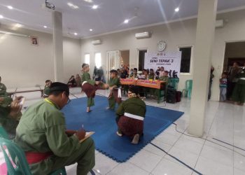 Lomba seni pencak silat tepak tilu Persinas ASAD, Minggu (7/8).