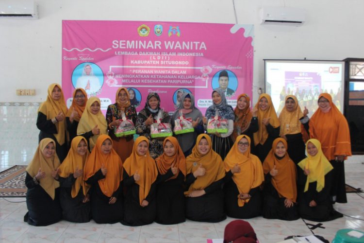Wakil Bupati hadir pada Seminar Wanita LDII Situbondo, harapkan kolaborasi lanjutan di di Masjid Nurul Haq, Situbondo, Minggu (31/7). Dok: LDII Situbondo.