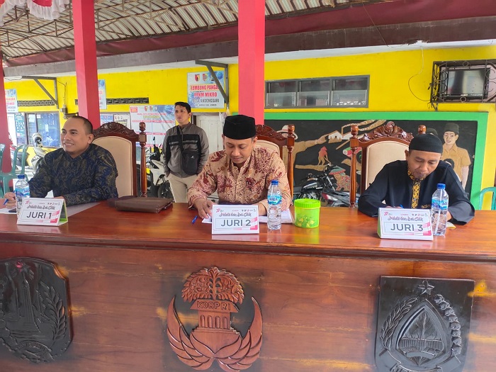 Para juri lomba pidato dan dai cilik. Dok: LDII Jember.