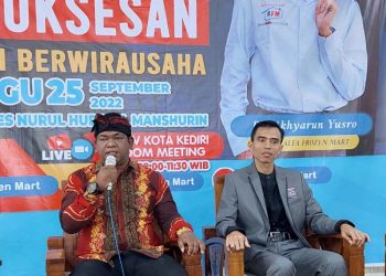 DPD LDII Kota Kediri gelar seminar kemandirian, Minggu (25/9). Sekretaris DPD LDII kota Kediri Lukman Efendi (kiri) mendorong para pemuda agar mengimplementasikan Tri Sukses program LDII dalam berwirausaha. Dok: LINES.