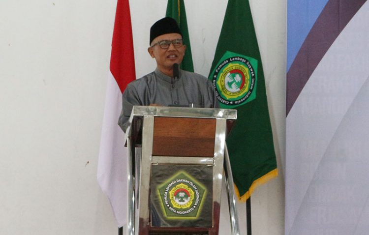 Wakil Ketua DPW LDII Jawa Timur H Misdi saat memberi pengarahan pada Pengurus Pemuda LDII masa bakti 2022-2026. Dok: LINES.