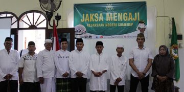 Mengawali tahun 2023, DPD LDII Kabupaten Sumenep menggandeng Kejaksaan Negeri (Kejari) mengadakan kegiatan pertamanya “Jaksa Mengaji dan Jaksa Menjawab" di Masjid Al Hadi, Paberasan, Minggu (15/1). Dok: LINES.