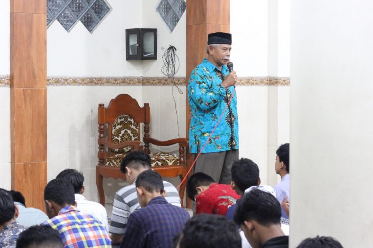 Pengajian Bisa Menjadi Kegiatan Alternatif Pada Akhir Tahun Bagi Generasi Muda. Dok: LINES.