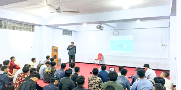 Seminar kesehatan Pondok Pesantren Mahasiswa (PPM) bertema “Solusi Pola Makan Yang Bergizi Untuk Mahasiswa Pondok Pesantren”, Sabtu (25/2), di Gedung PPM Al-Kautsar, Jl. Jombang, Malang.