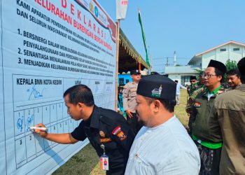 Apel Kebangsaan dan Deklarasi Anti Narkoba oleh Kelurahan Burengan dan GP Ansor di Burengan Sport Center & Culinary Burengan pada (19/3).