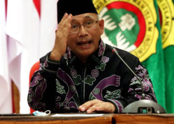 Ketua Umum DPP LDII KH Chriswanto mengajak seluruh elemen bangsa untuk membantu pemerintah agar pelaksanaan Pemilu 2024 tepat waktu.