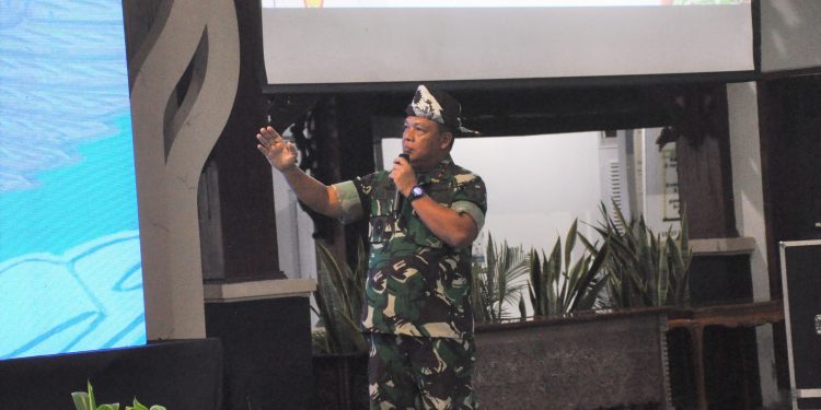 Pangdam V/Brawijaya Mayjen TNI Farid Makruf gelar silaturahim kebangsaan bersama tokoh agama dan masyarakat se-Madura, Rabu (1/3).