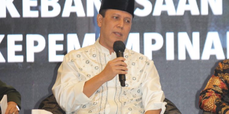 Komjen Pol Boy Rafli Amar jabarkan model kepemimpinan Islam di Indonesia saat acara Tadarus Kebangsaan di Hotel Royal Kuningan, Jakarta, Sabtu (25/3). Dok : Lines