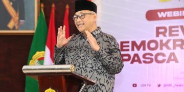 Ketum DPP LDII KH Chriswanto Santoso mengingatkan, jika politik identitas dalam pemilu beresiko besar. Foto: LINES.