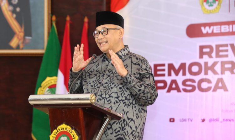 Ketum DPP LDII KH Chriswanto Santoso mengingatkan, jika politik identitas dalam pemilu beresiko besar. Foto: LINES.
