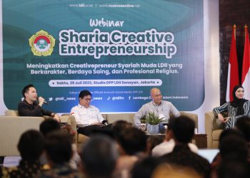 DPP LDII menggelar Webinar Sharia Creative Entrepreneurship pada Sabtu (29/7). Acara itu dihelat secara hybrid, dengan studio utama di Kantor DPP LDII, Jakarta, diikuti 500-an studio mini se-Indonesia. Dok: LINES.