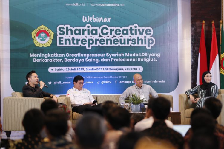 DPP LDII menggelar Webinar Sharia Creative Entrepreneurship pada Sabtu (29/7). Acara itu dihelat secara hybrid, dengan studio utama di Kantor DPP LDII, Jakarta, diikuti 500-an studio mini se-Indonesia. Dok: LINES.