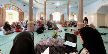 DPD LDII Kabupaten Bangkalan melalui Tim Bimbingan Konseling (BK) PPG menghelat Seminar Wanita LDII pada Minggu (20/8) di Masjid Sabilul Muttaqin. Dok: LINES.
