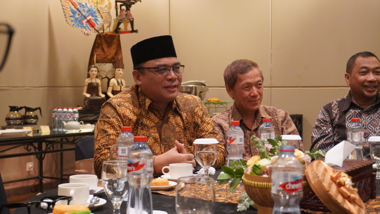 Ketua DPW LDII Jawa Timur, KH. Moch. Amrodji Konawi menghadiri acara pisah sambut Kapolda Jatim pada Sabtu (28/10) di Ballroom Lt. 4 Grand City, Surabaya.