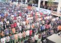 Sedikitnya 4.000-an santri Ponpes Wali Barokah Kediri melaksanakan salat Istisqo berjamaah, Selasa (24/10). Dok: LINES.