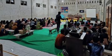 Pemuda dari PC LDII Kecamatan Badas gelar Pengajian remaja di malam pergantian tahun, Minggu (31/12), di Masjid Nasrulloh Sumber Agung. Dok: LINES.