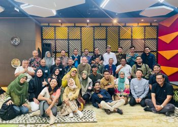 Pengurus DPW LDII Jawa Timur, Biro Litbang, IPTEK, Sumberdaya Alam dan Lingkungan Hidup Agus Yudianto menjadi salah satu peserta Focus Group Discussion (FGD) terkait lingkungan hidup yang diselenggarakan oleh Pusat Pengkajian Islam dan Masyarakat (PPIM) UIN Syarif Hidayatullah Jakarta di Surabaya, 6-8 Maret 2024. Dok: LINES.