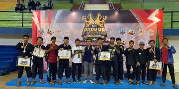 Atlet Persinas ASAD Bangkalan meraih medali pada cabang olahraga (cabor) Pencak Silat di Pekan Olahraga Kabupaten (Porkab) 2024, Rabu (8/5). Dok: LINES.