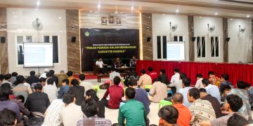 Ratusan Pemuda LDII mengikuti Sosialisasi dan Pendidikan Kebangsaan oleh Bakesbangpol Sidoarjo di Aula Ponpes Al-Barokah, Sruni, Gedangan, pada Selasa (28/5). Dok: LINES.