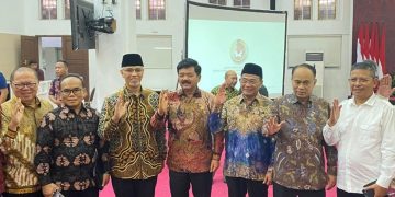 Sekretaris DPP LDII Rio Sidauruk menghadiri rapat koordinasi pencegahan perjudian daring. Rakor tersebut melibatkan organisasi masyarakat (ormas) keagaamaan dan dihelat di Kantor Kementerian Koordinator Bidang Pembangunan Manusia dan Kebudayaan (Kemenko PMK), Jakarta, pada Selasa (25/6). Foto: LINES