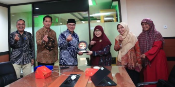 DPP LDII berkunjung ke Kantor Badan Kependudukan dan Keluarga Berencana Nasional (BKKBN) Jakarta pada Jumat (12/7). Dok: LINES.