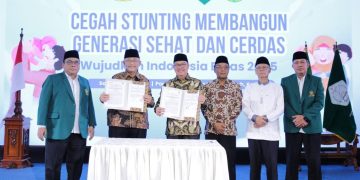DPP LDII dan Badan Kependudukan dan Keluarga Berencana Nasional (BKKBN), menandatangani nota kesepahaman (MoU) untuk mencegah stunting, di Ponpes Wali Barokah, Kediri, pada Sabtu (27/7). Dok: LINES.