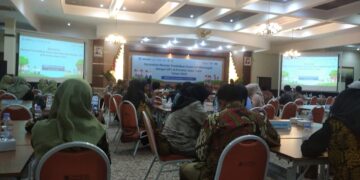 UPT Satuan Pendidikan Dindik Provinsi Jawa Timur mengadakan Pelatihan Peningkatan Kompetensii Kepala Sekolah dan Guru di Era Digital