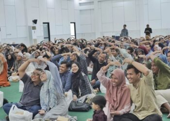 Sebanyak 500 pasangan suami istri yang usia pernikahannya di bawah lima tahun mengikuti Seminar Keharmonisan Rumah Tangga