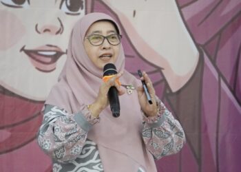 Kegiatan yang diselenggarakan Bidang Pemberdayaan Perempuan dan Kesejahteraan Keluarga (PPKK) DPD LDII Kota Surabaya itu berlangsung di GSG Sabilurrosyidin, Surabaya, Minggu (19/7).